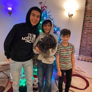 Meet your Posher, Daniela